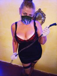 Проститутка-индивидуалка из Киева Госпожа Илона/BDSM с 3 размером груди