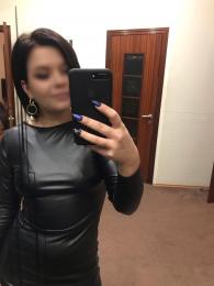 Индивидуалка-проститутка из Киева Яна предлагающая секс классический