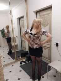Проститутка-индивидуалка из Киева Алена с 2 размером груди