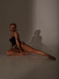 Проститутка-индивидуалка из Киева Алина с 2 размером груди