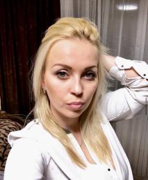 Индивидуалка-проститутка из Киева Аліна  предлагающая массаж классический